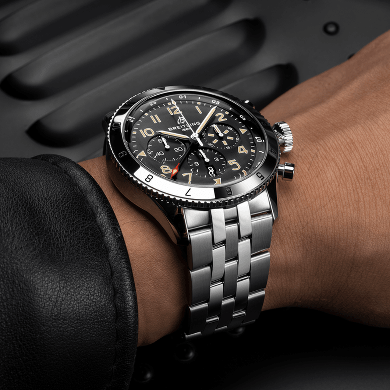 Super AVI P 51 Mustang B04 Automatic Chronograph GMT 46 mm Stainless Steel Breitling